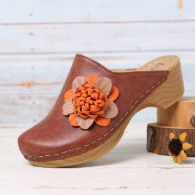 Kvinner Tredimensjonal Flower Closed Toe Backless Clogs Sandaler