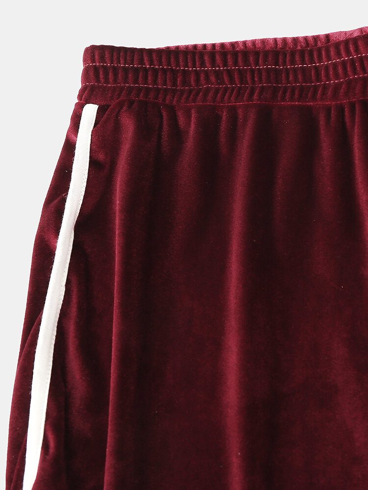 Dame Pluss Størrelse Solid Velvet Kangaroo Lomme Hettegenser Løse Shorts Home Casual Pyjamassett