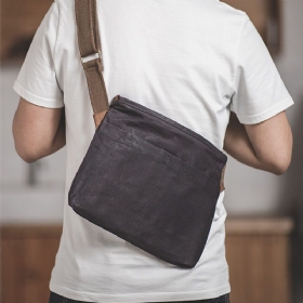 Menn Simple Oil Wax Canvas Messenger Vesker Vanntett Forsterket Polyester Webbing Crossbody Vesker Skulderveske