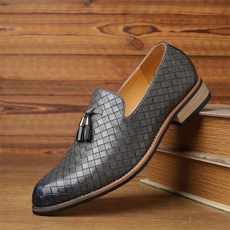 Herre Skinn Pustende Vintage Weave Dusk Spiss Tå Slip On Komfortable Uformelle Business Sko