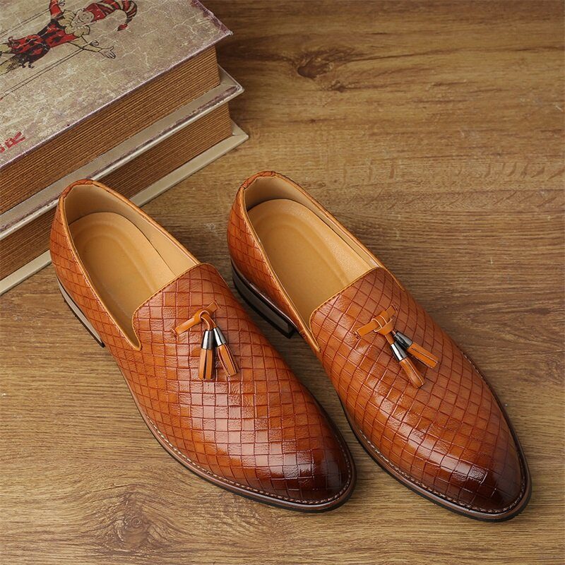 Herre Skinn Pustende Vintage Weave Dusk Spiss Tå Slip On Komfortable Uformelle Business Sko