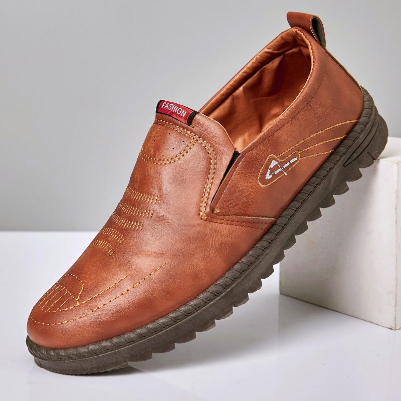 Herremotebrodert Behagelig Myk Såle Slip-on Uformelle Flate Loafers