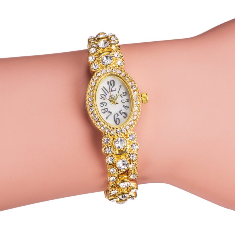 Deffrun Luksus Delikat Med Diamanter Oval Urskive Dame Vanntett Rustfritt Stålrem Quartz Watch