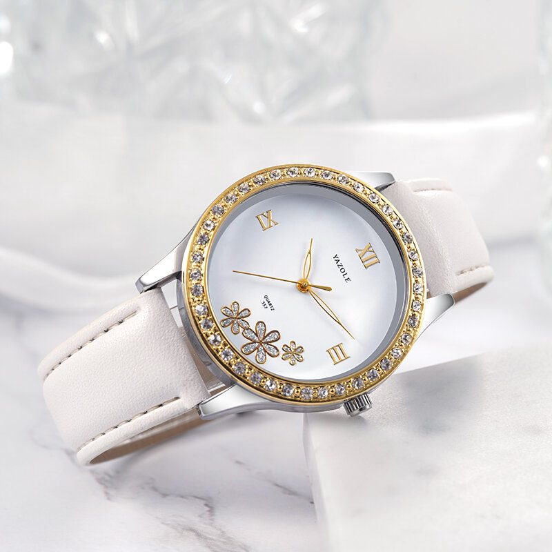 Mote Elegant Blomster Rhinestone Dekorasjonsskive Ekte Skinnrem 3atm Vanntett Kvinnelig Armbåndsur Quartz Watch