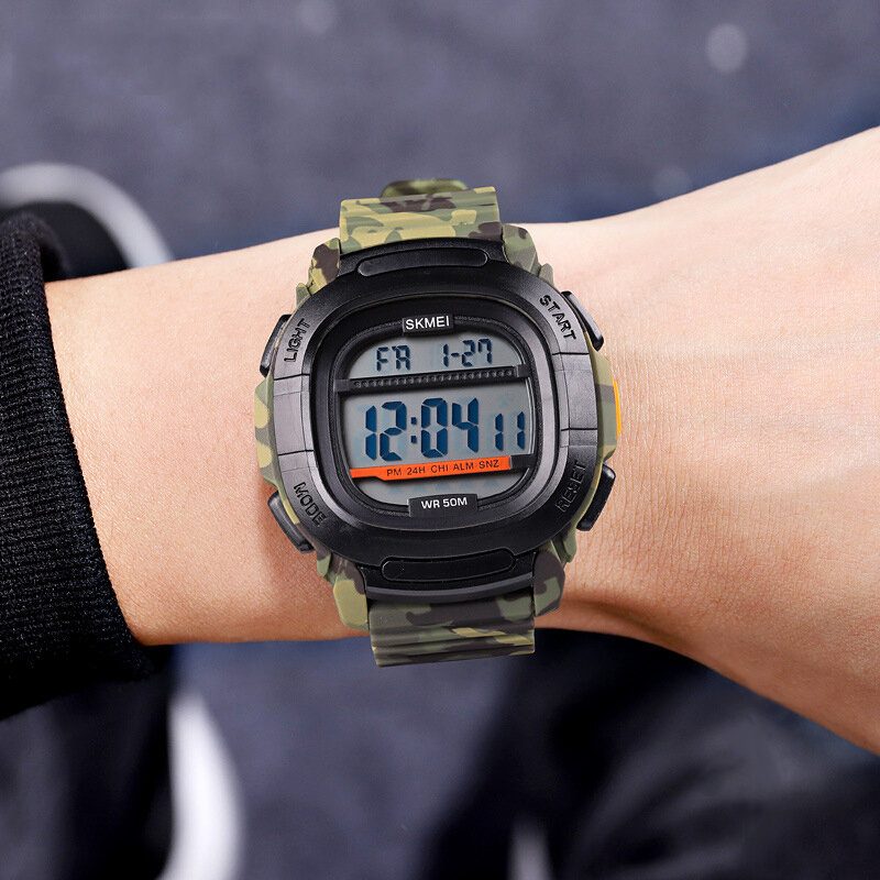 Sport Menn Klokke Dato Uke Visning 5atm Vanntett Stoppeklokke Nedtelling Led Light Outdoor Digital Watch