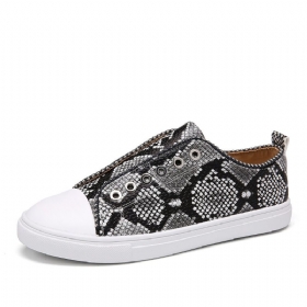 Dame Soild Farge Studded Slip On Comfy Flats