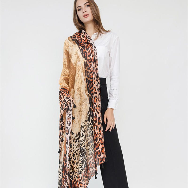 Dame Gradient Leopard Print Mote Dusk Frynseskjerf