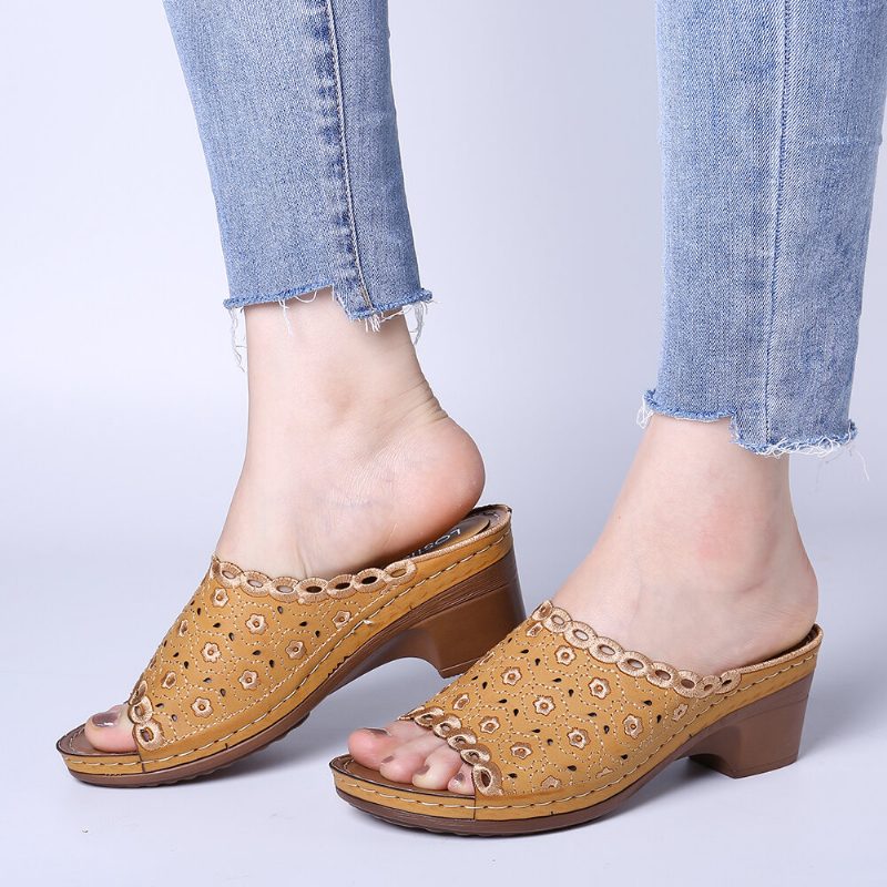 Flower Brodered Chunky Heel Peep Toe Sandaler