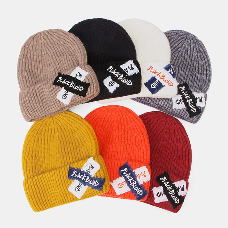 Damestrikket Ensfarge Letter Raw Edge Patch Flensing All-match Warm Beanie Hat