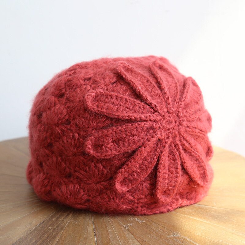 Etnisk Stil Håndlaget Strikket Ulllue Dame Retro Elegant Flower Beret Beanie