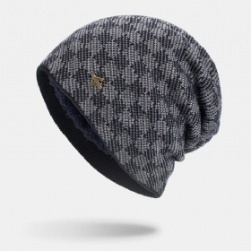 Herrestrikket Pluss Fløyelsgitter Jacquard Letter Iron Label Brimless Beanie Hat