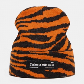 Unisex Akrylstrikket Sebramønster Brev Stoffetikett Mote Varme Brimless Beanie Hat